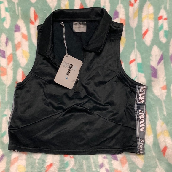 Gymshark Tops - Gymshark nwt revival zip up crop top black grey in size xs